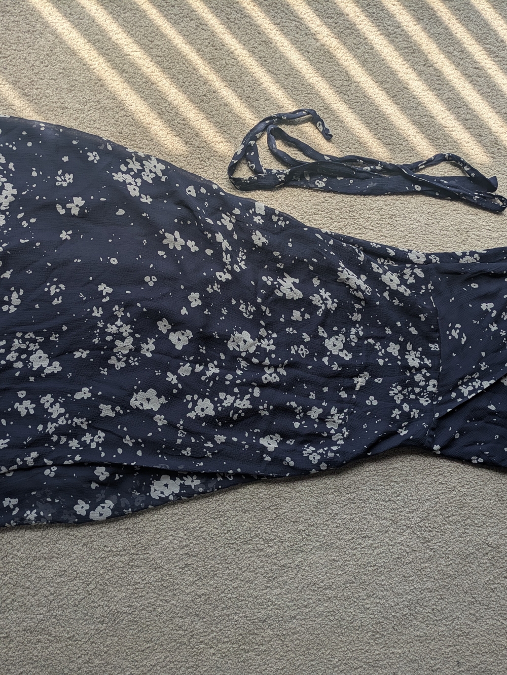 Burberry Brit Silk Navy Floral V-Neck Midi Dress Wedding Guest Brunch Summer - Picture 8 of 14